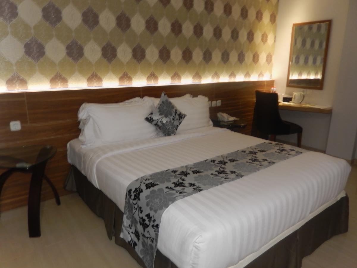 Grand Amira Hotel Solo, Azana Hotels Collection Exterior foto